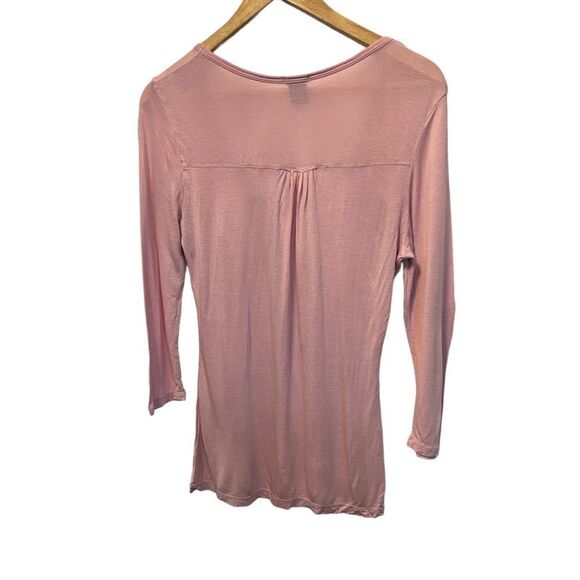 MAURICES Pink Lightweight Scoop Neck 3/4 Length Sleeve Top L - Picture 2 of 7